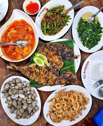 bisnis Aromasop Seafood