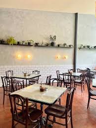 Waralaba Lucky Peach Diner