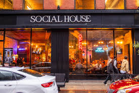 Franchise Social House