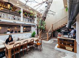 Waralaba Lucky Cat Coffee & Kitchen