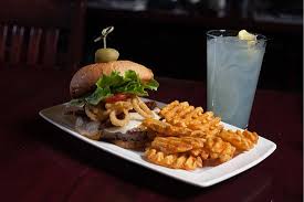 Kemitraan Luca Burger