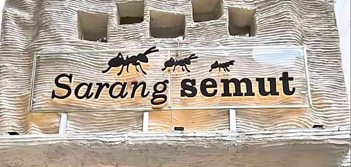 Waralaba Sarang Semut