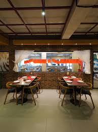 Kemitraan Lucy Steak & Buns